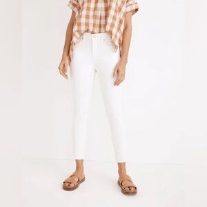 Madewell 9" Mid-Rise Skinny Crop Jeans in Pure White